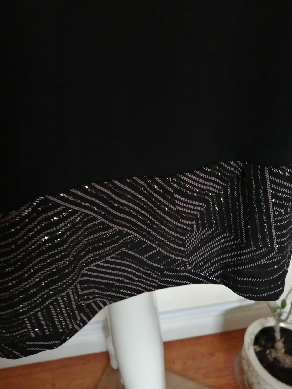Black Beaded Scoop-Neck Midi Dress - Picture 5 of 9